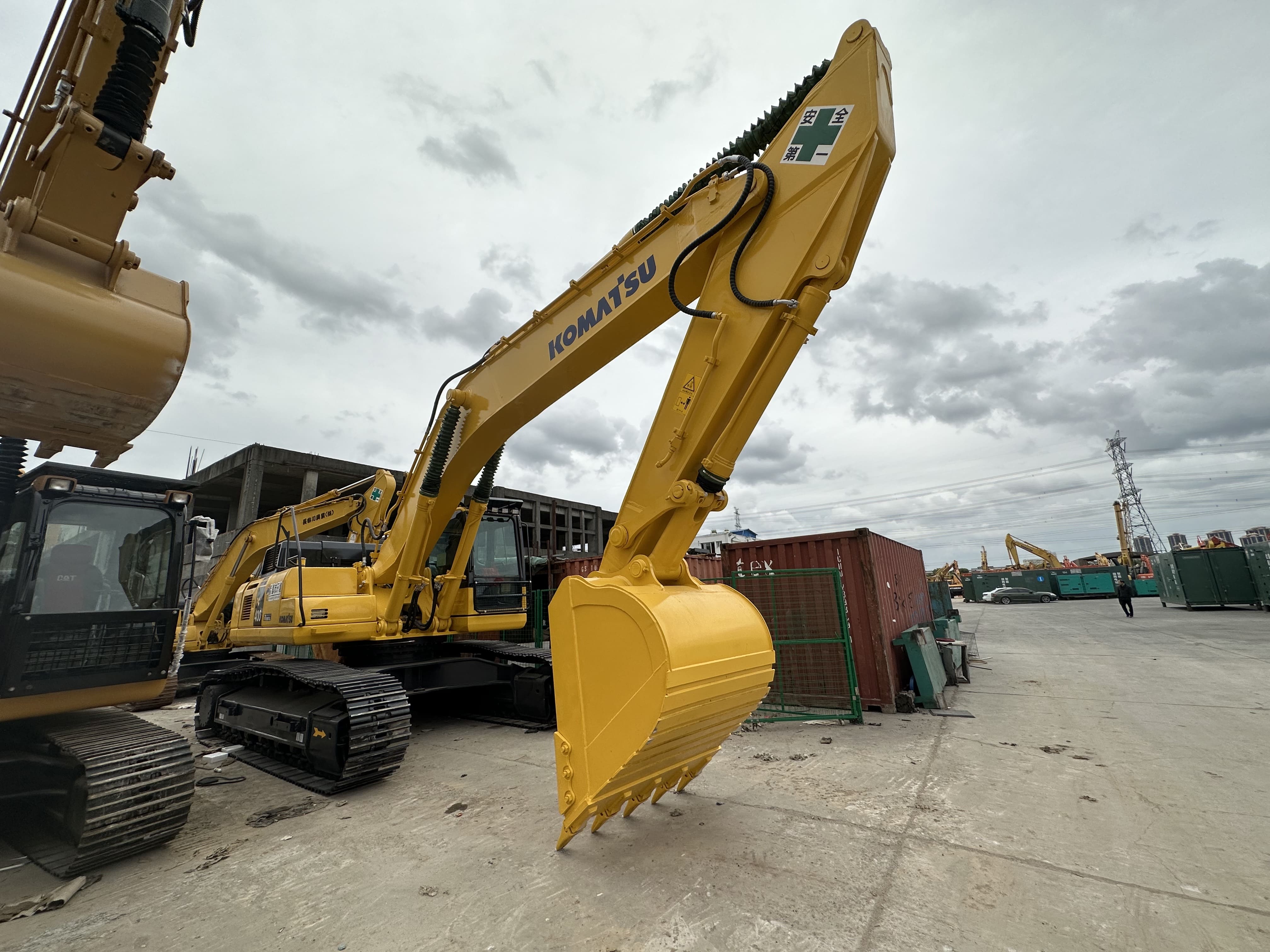 Used KOMATSU excavator 2022 KOMATSU PC400-7