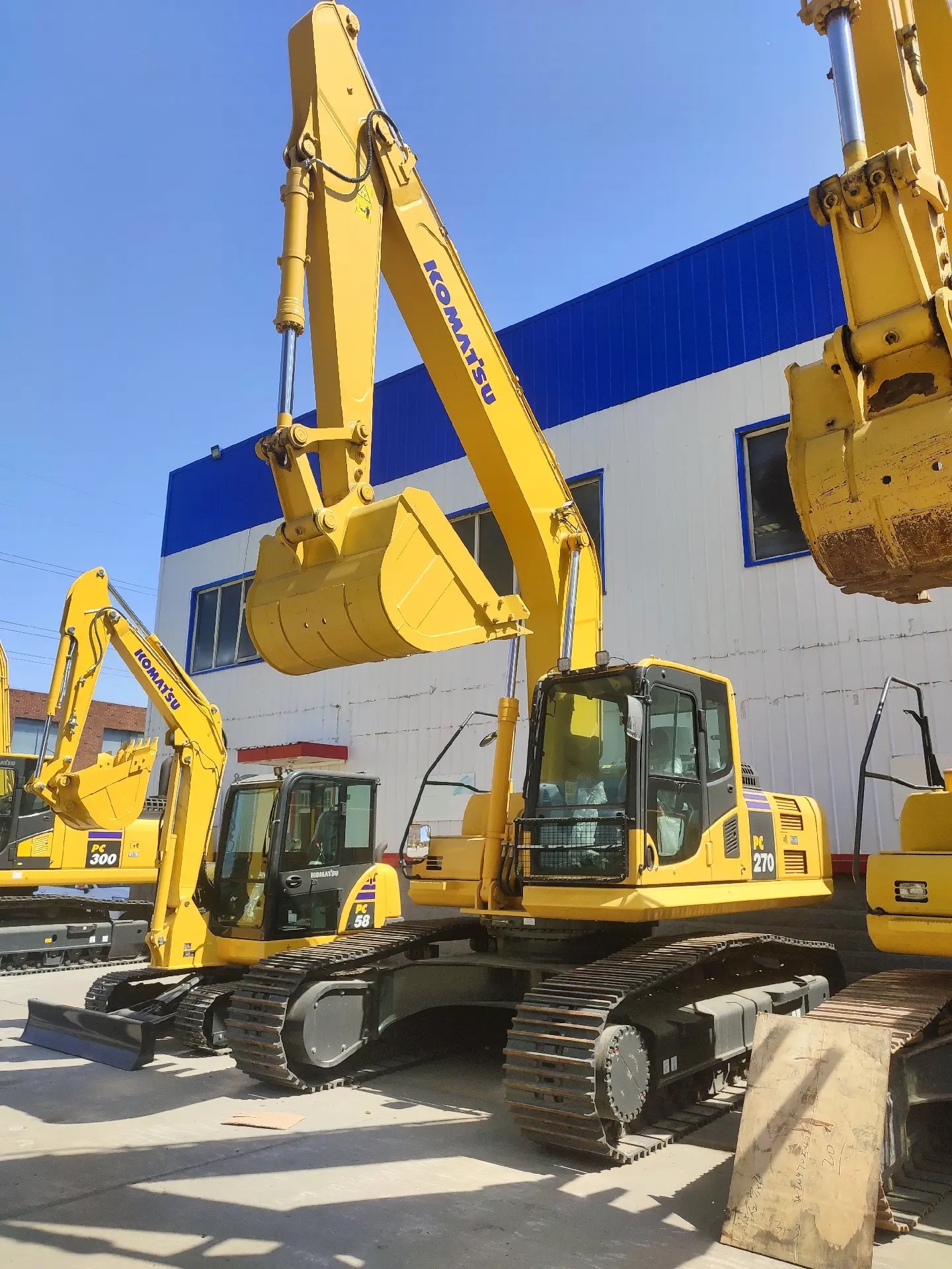 Used Komatsu excavator 2022 Komatsu PC270-8
