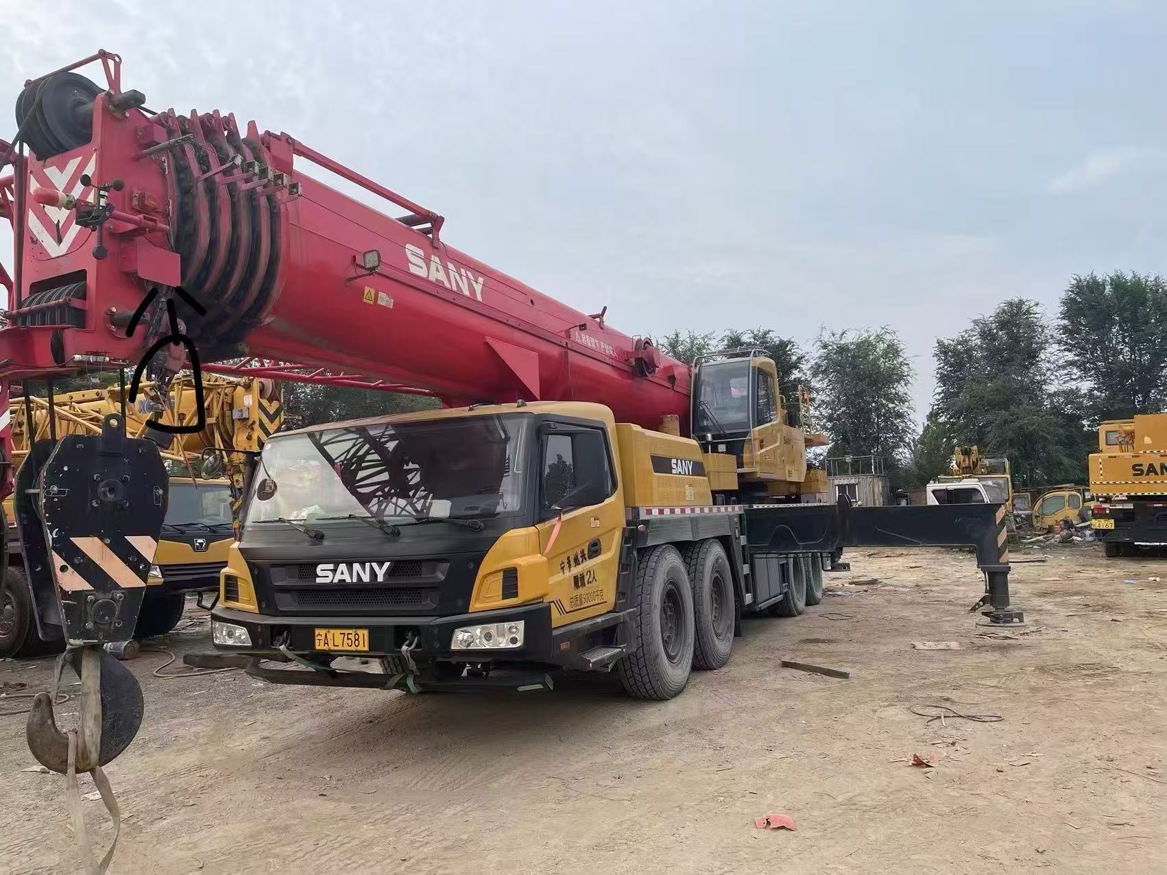 Used SANY mobile crane 2021 SANY STC800T6