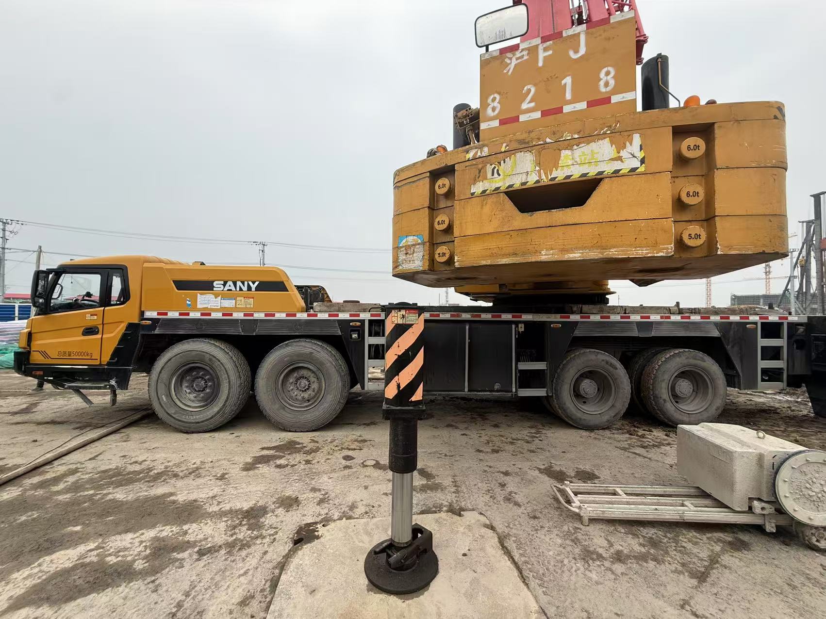 Used SANY mobile crane 2021 SANY STC800E5